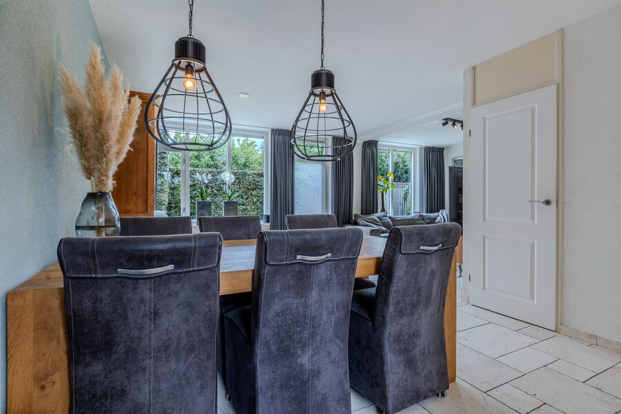 Eethoek met hanglampen